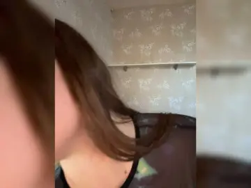 SweetyW-  live sex cam