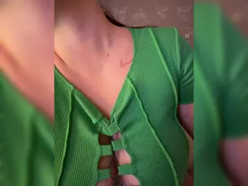 SweetyW-  live sex cam