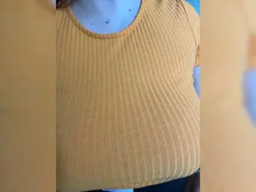 SweetyW-  live sex cam