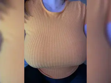 SweetyW-  live sex cam