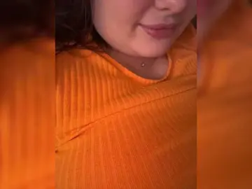 SweetyW-  live sex cam