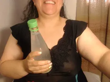 Agathamiller  live sex cam