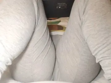 Agathamiller  live sex cam