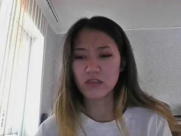 Alisamia  live sex cam