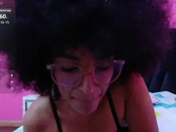Fitsexxyebony  live sex cam