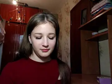 Millywowa  live sex cam