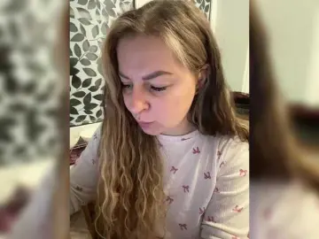 AvalangePear  live sex cam