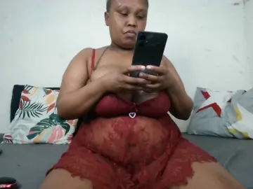 BIGTITTISXX  live sex cam