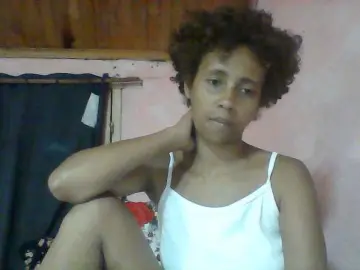 Fabrilla  live sex cam