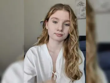 SweetPoison  live sex cam