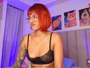 ToriValentine  live sex cam