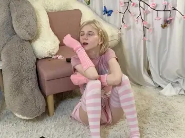 ViollaDream  live sex cam