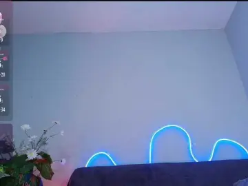 Giordanapinoo  live sex cam