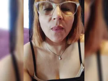 Vitaminafranccesca1  live sex cam