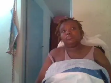 Amiramunch  live sex cam
