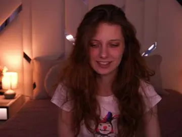 CuteeFoxy  live sex cam