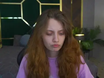 CuteeFoxy  live sex cam