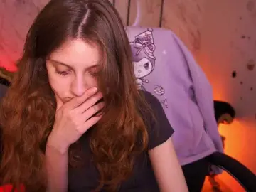 CuteeFoxy  live sex cam