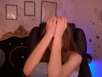 CuteeFoxy  live sex cam