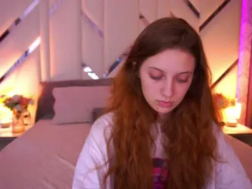 CuteeFoxy  live sex cam