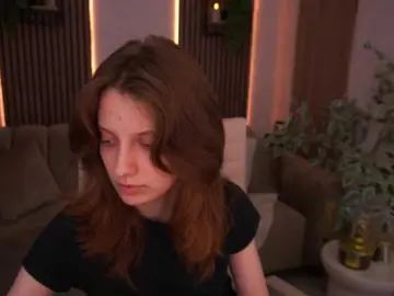 CuteeFoxy  live sex cam