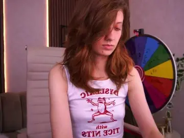 CuteeFoxy  live sex cam