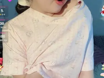 Sralet20  live sex cam