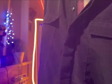 Altertyan  live sex cam