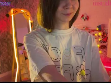 Altertyan  live sex cam