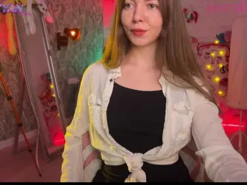 Altertyan  live sex cam