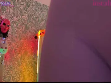 Altertyan  live sex cam