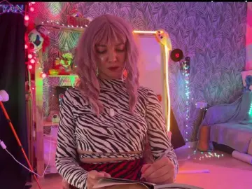 Altertyan  live sex cam