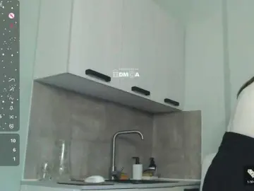 L4dyCandy  live sex cam