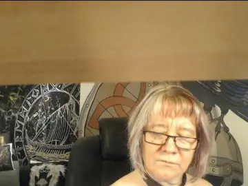 90dTitten  live sex cam