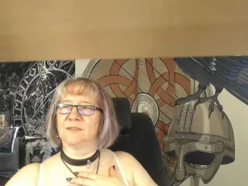 90dTitten  live sex cam