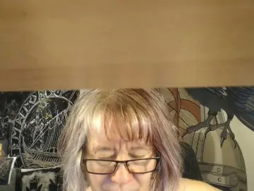 90dTitten  live sex cam