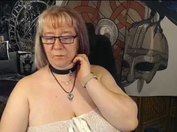 90dTitten  live sex cam