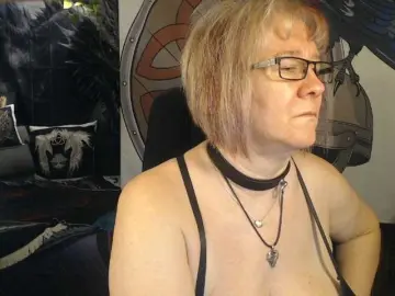90dTitten  live sex cam