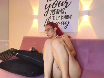 CaseyDevon  live sex cam