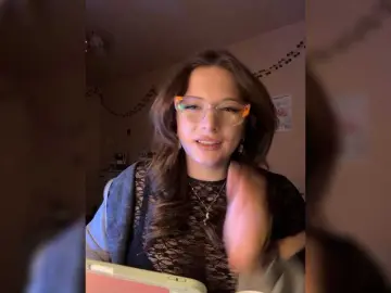 MashaMyr  live sex cam