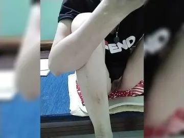 Moon18x  live sex cam