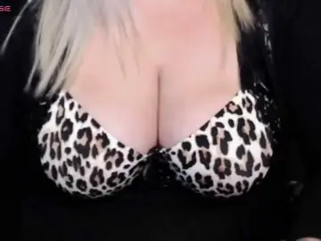 Nimphotease  live sex cam
