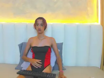 Lulufuller  live sex cam