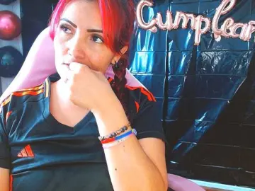 Nanis-milf  live sex cam