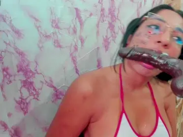 Sweetyblowjob  live sex cam