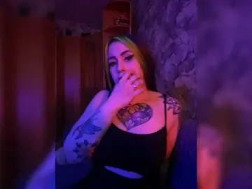 Gubaidulinazulfia  live sex cam