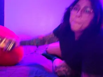 Miacanelaxo  live sex cam