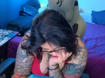 Miacanelaxo  live sex cam
