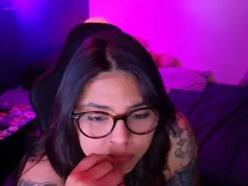 Miacanelaxo  live sex cam