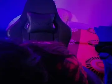 Miacanelaxo  live sex cam